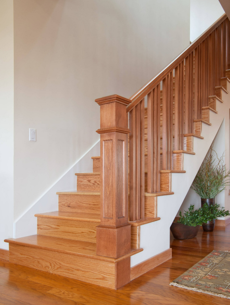 Lan can gỗ vuông mẫu 1