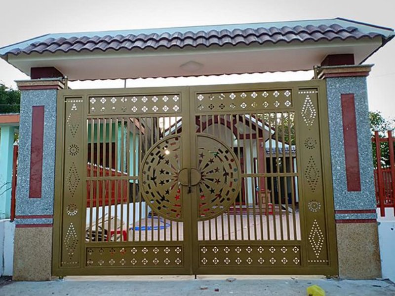 Mẫu cổng nghệ thuật hiện đại tông vàng