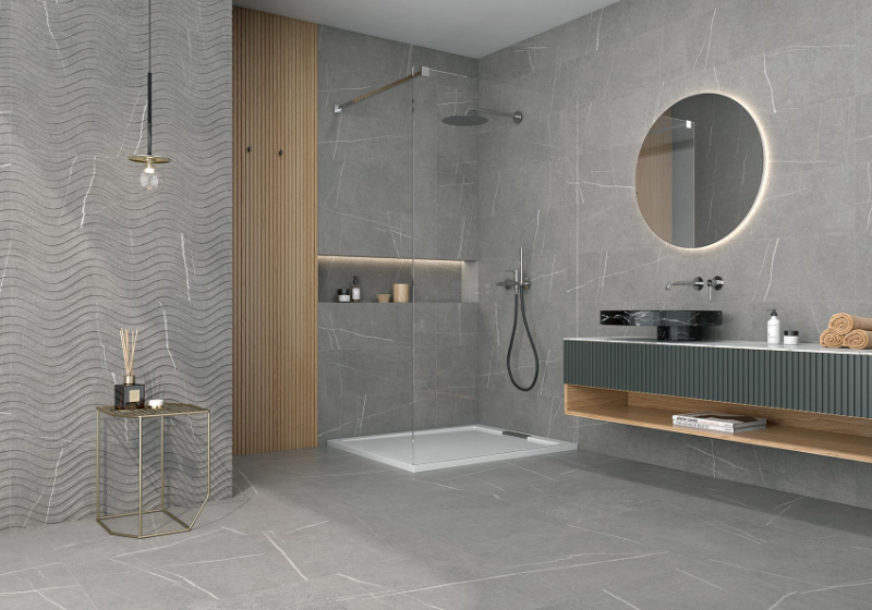 Sử dụng gạch ốp tường và sàn mới