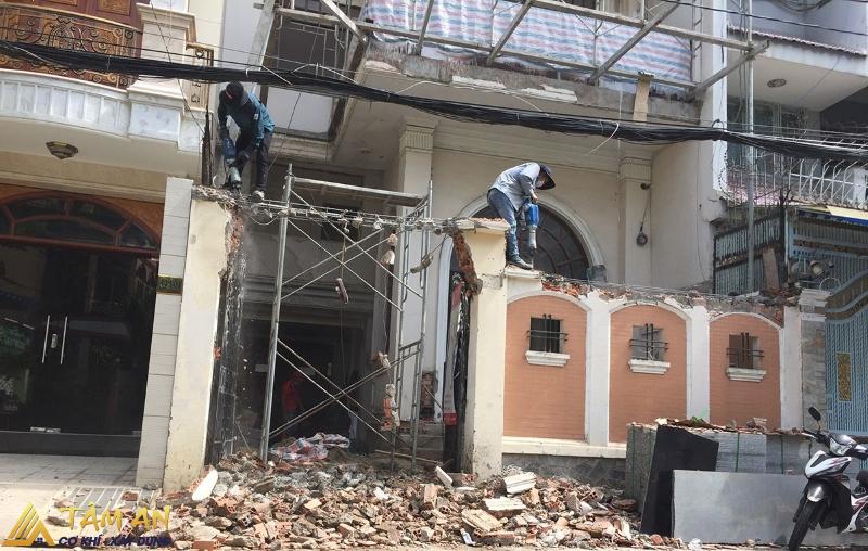 Một số kinh nghiệm phá dỡ nhà cũ để xây mới mà bạn nên biết 4 Quy trình phá dỡ nhà cũ để xây nhà mới