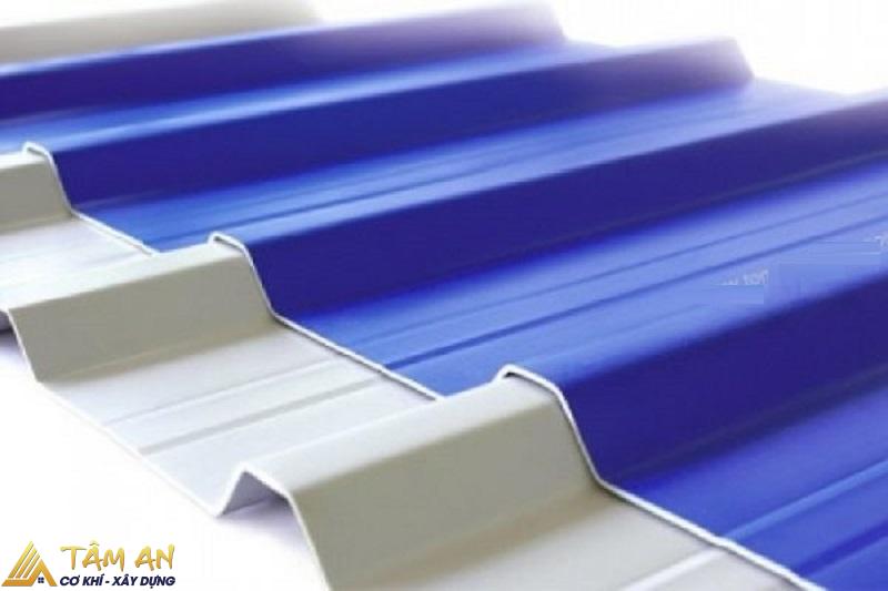 Mái tôn chống nóng có tốt không? Có nên lợp tôn chống nóng? 8 Tôn nhựa chống nóng ASA PVC
