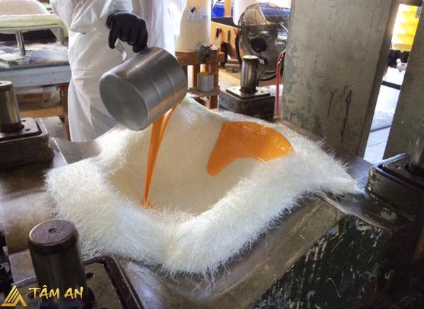 Sợi thủy tinh là gì? Sợi thủy tinh có gây hại cho sức khỏe không? 5 Phủ, làm khô và đóng gói