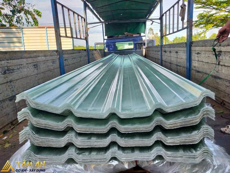 Mái tôn nhựa lấy sáng từ sợi thủy tỉnh composite