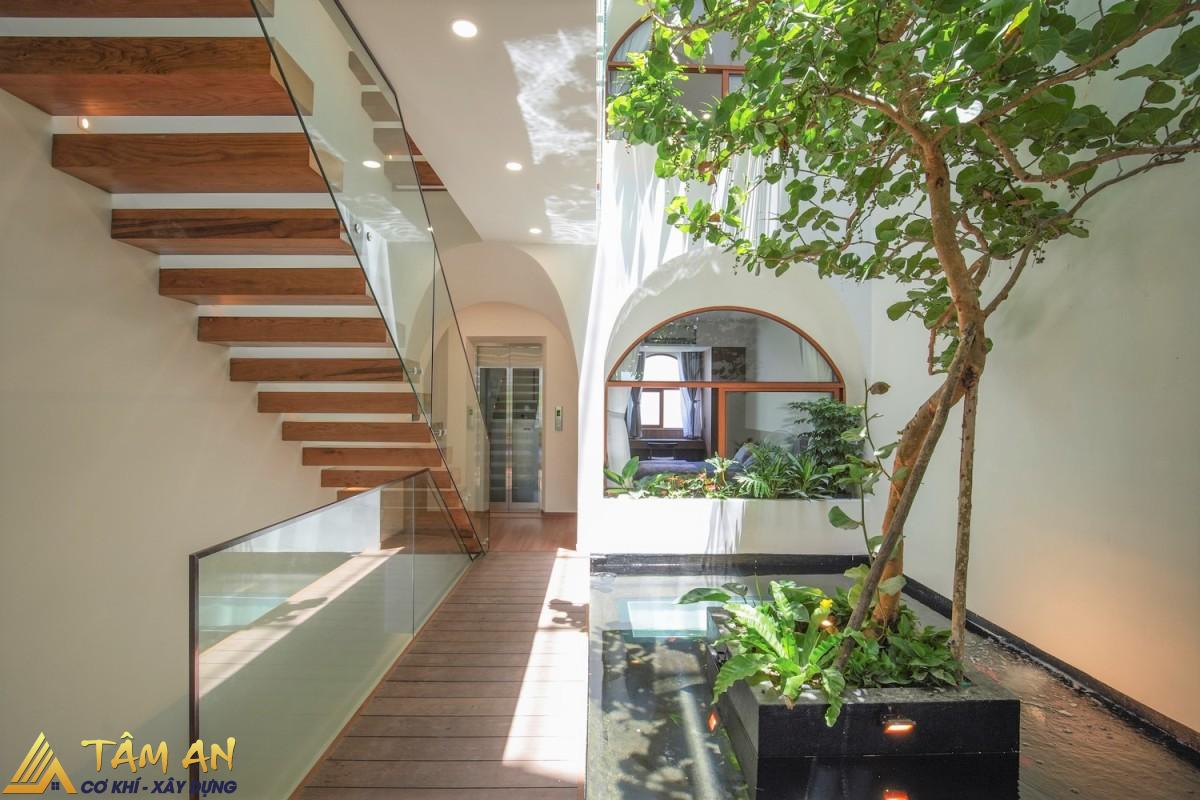 Giếng trời là gì? Ưu nhược điểm và lưu ý khi lắp đặt 2 Ưu điểm của giếng trời trong xây dựng nhà ở