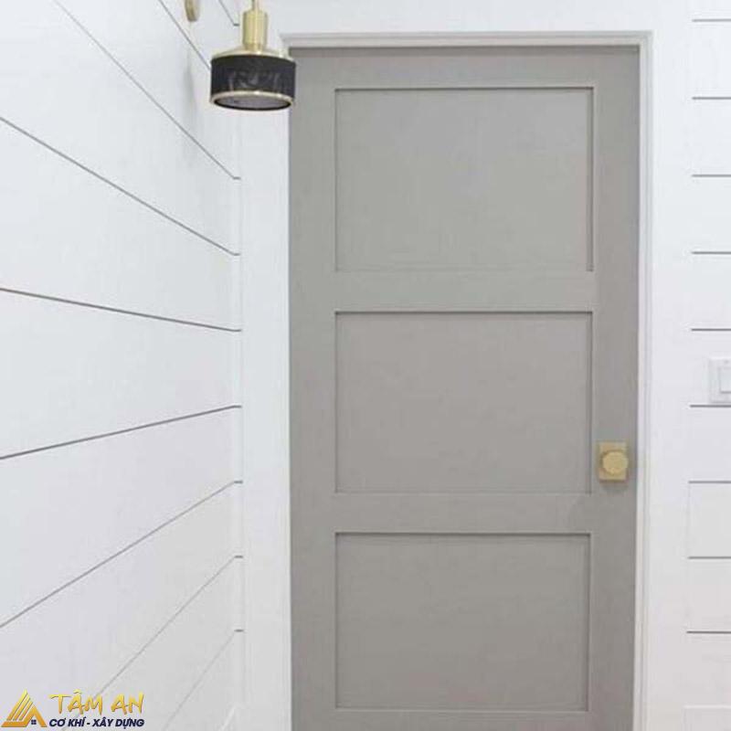 Mẫu cửa sắt 1 cánh phòng trọ đơn giản, bền đẹp, kín đáo 4 Thiết kế cửa sắt 1 cánh kín đáo cho phòng trọ