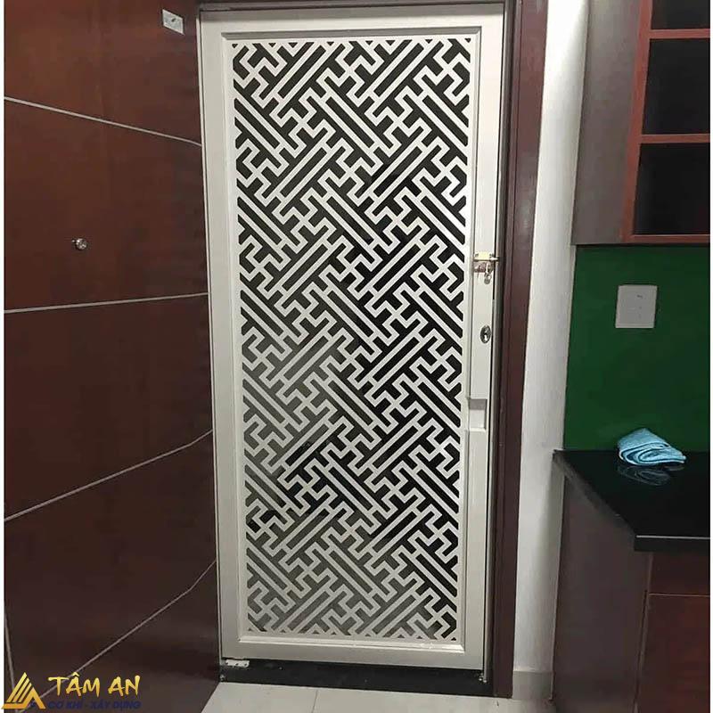 Tổng hợp mẫu cửa sắt 1 cánh phòng ngủ bền đẹp, an toàn 2 Cửa sắt 1 cánh độ bền cao, mẫu mã đa dạng, tiết kiệm không gian