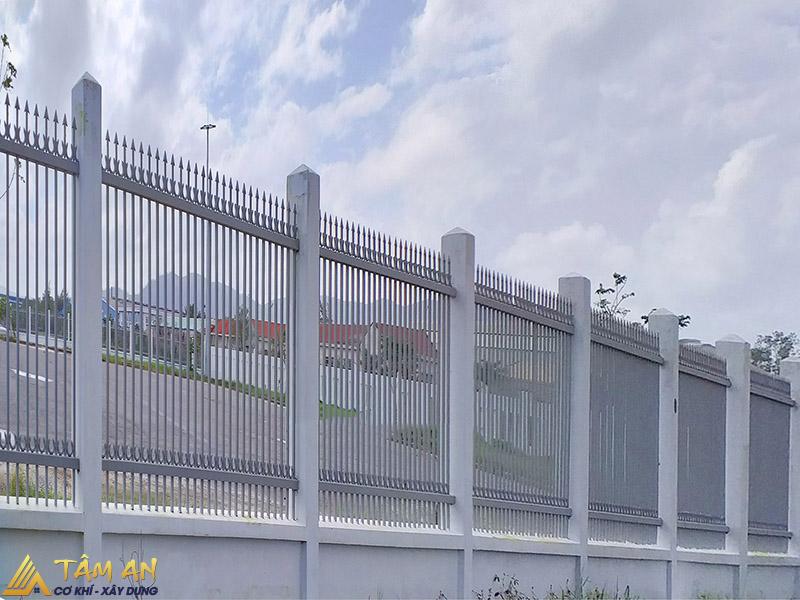 Thiết kế hàng rào sắt hộp mạ kẽm được sơn phủ tĩnh điện