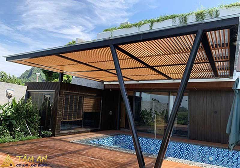 Mái nhựa giả gỗ ngoài trời đẹp, bền bỉ cho mọi công trình 7 Mái hiên nhựa giả gỗ với khung bằng nhôm chắc chắn