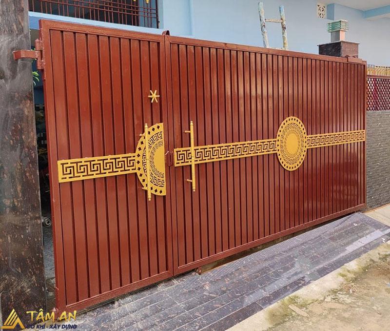 Cửa sắt lùa ray dưới