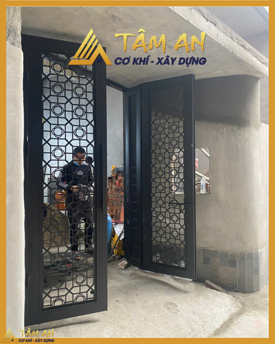 Lắp đặt cổng sắt nghệ thuật đẹp tại Hà Nội