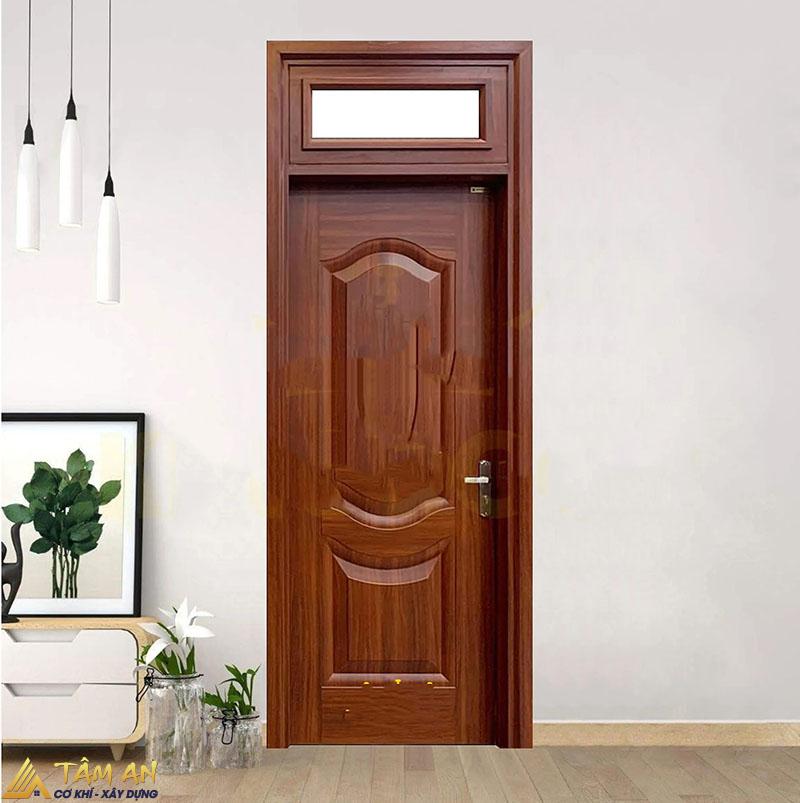 Cửa thép vân gỗ có độ bền cao, mang lại vẻ đẹp sang trọng